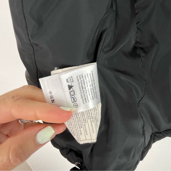 Eddie Bauer Womens Vest Goose Down Quilted Winter Black Small - Picture 8 of 9